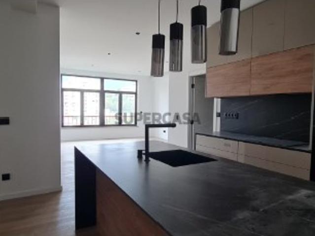 Apartamento T1 em Monte Abraão
