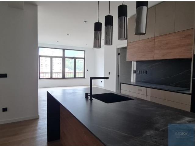 Apartamento T1 em Monte Abraão