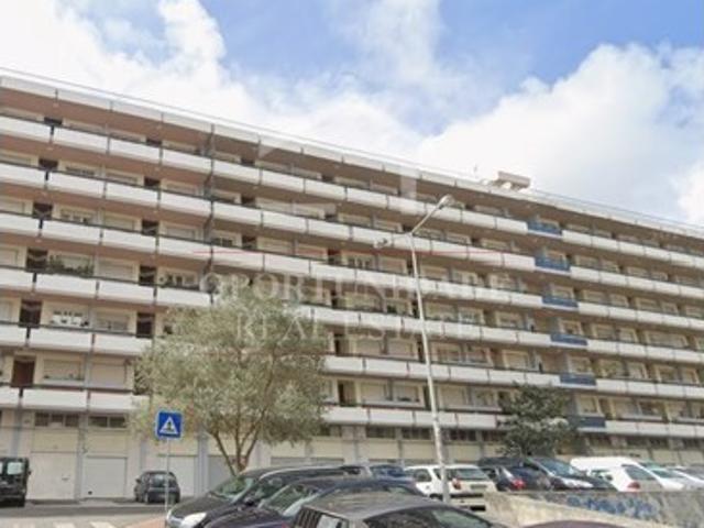 Apartamento T1 em Monte Abraão, Sintra