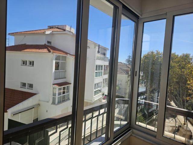 Apartamento T1 em Monte Estoril Cascais