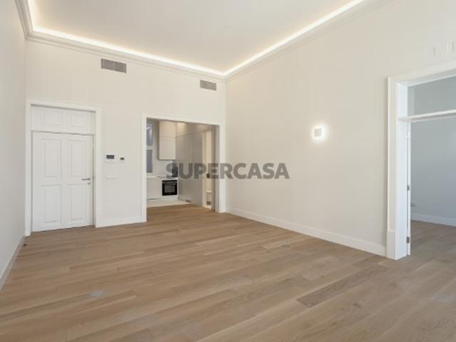 Apartamento T1 em novo empreendimento no Chiado, Lisboa