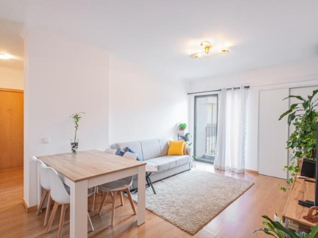 Apartamento T1 em Odiáxere