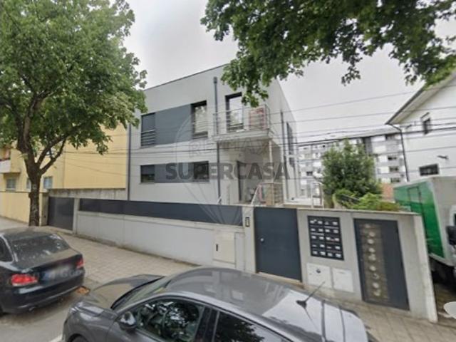 Apartamento T1 em Paranhos