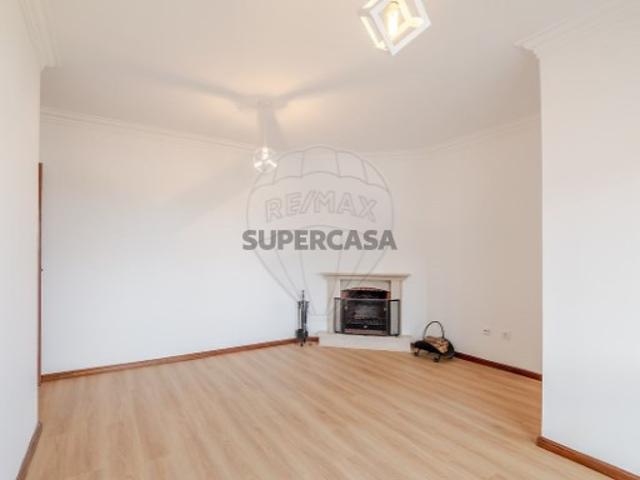 Apartamento T1 em Pedroso