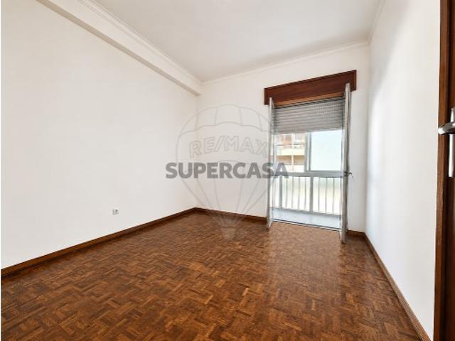 Apartamento T1 em Póvoa de Santa Iria e Forte da Casa