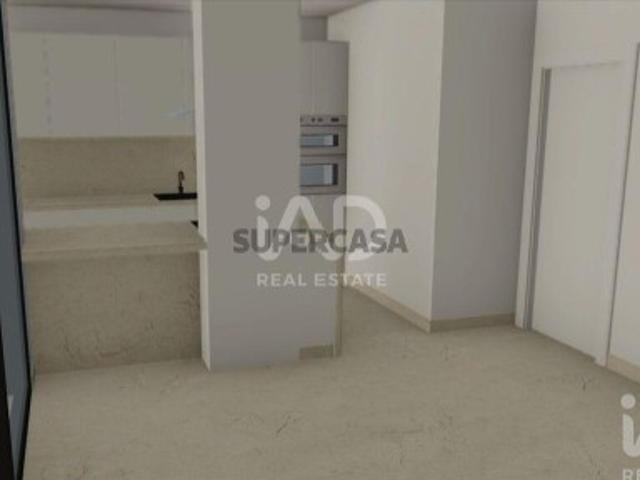 Apartamento T1 em Quelfes de 74,00 m²