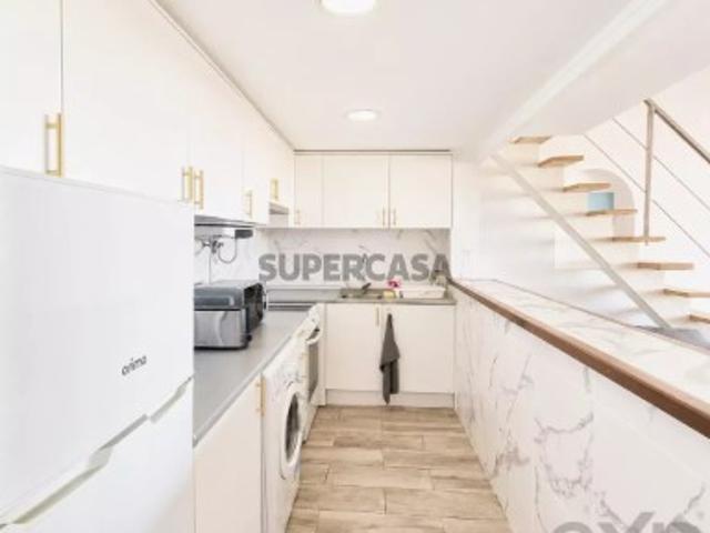 Apartamento T1 em Quelfes