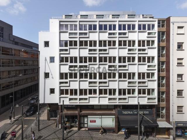 Apartamento T1 em renovado empreendimento na Baixa do Porto