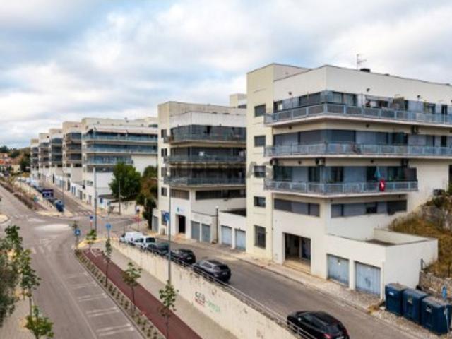 Apartamento T1 em São Martinho de Árvore e Lamarosa