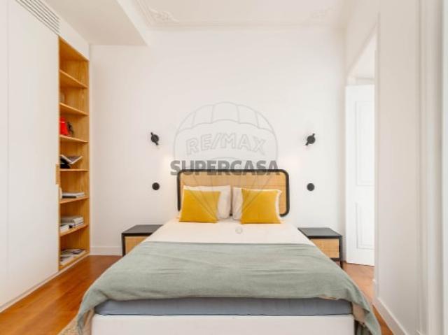 Apartamento T1 em Santa Maria Maior