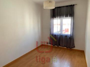 Apartamento T1 em Santarém