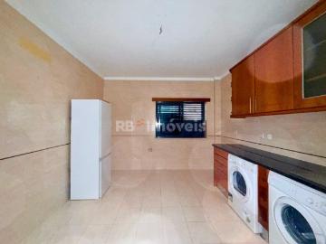 Apartamento T1 em Santarém