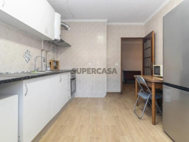 Apartamento T1 em Santo António da Charneca, Barreiro
