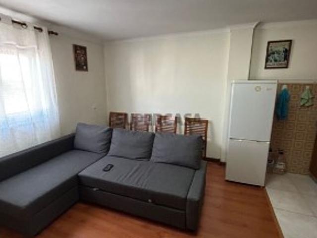 Apartamento T1 em Sé, Santa Maria e Meixedo