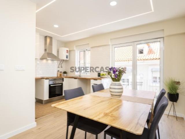 Apartamento T1 em Seixal
