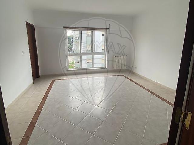 Apartamento T1 em Setúbal