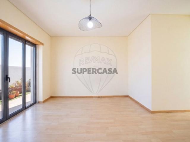 Apartamento T1 em Silveira