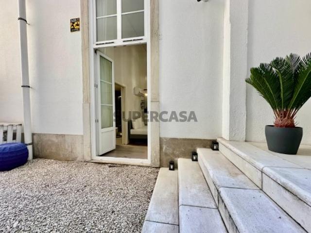 Apartamento T1 Entre Av. da Liberdade e o Príncipe Real com Terraço