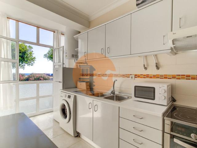 Apartamento T1 Exclusivo com Vista Deslumbrante para a Praia de Monte Gordo ARRENDAMENTO ANUAL