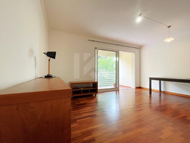 Apartamento T1 Localizado no Caniço