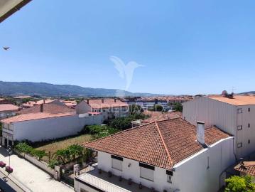 APARTAMENTO T1 MACEDO CAVALEIROS