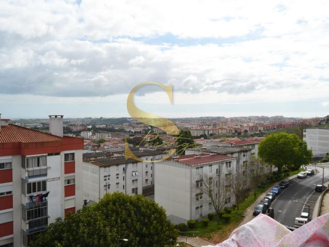 Apartamento T1 Monte Abraão Massamá