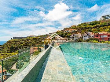 Apartamento T1 mobilado com piscina e vista mar/arrendamento/Calheta/Ilha da Madeira
