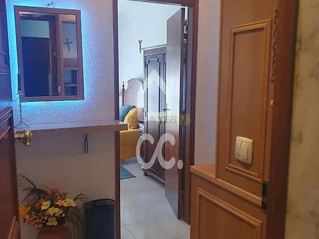 Apartamento T1 mobilado com terraço
