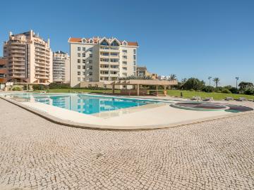 Apartamento T1 mobilado e com vista mar deslumbrante na Guia em Cascais