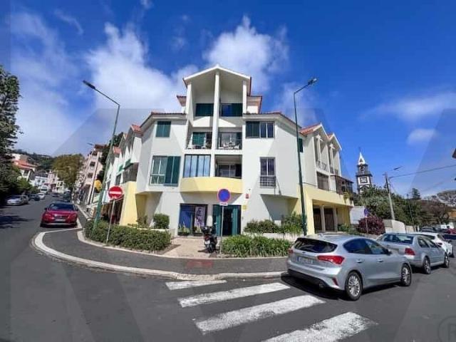 Apartamento T1 Mobilado e Equipado no Centro do Caniço