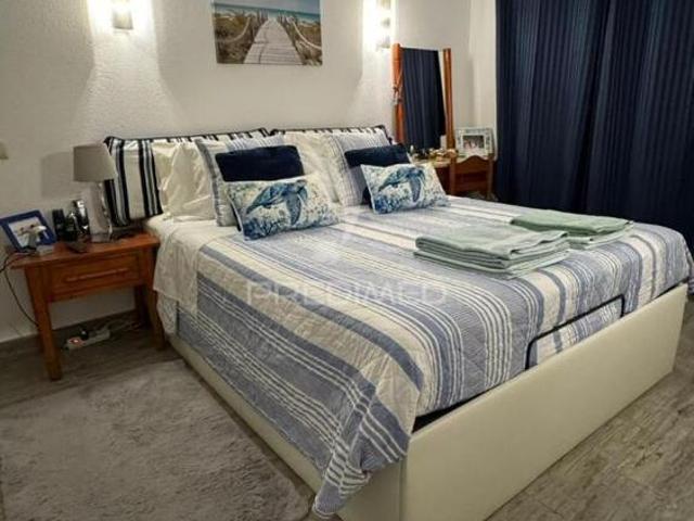 Apartamento t1 mobilado para arrendamento ao ano em condomínio