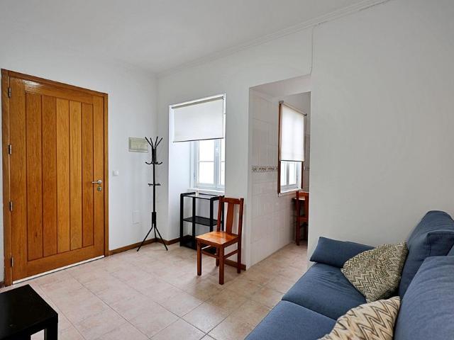 APARTAMENTO T1 Mobilado para ARRENDAR centro de Ponta Delgada, Ilha de São Miguel, Açores