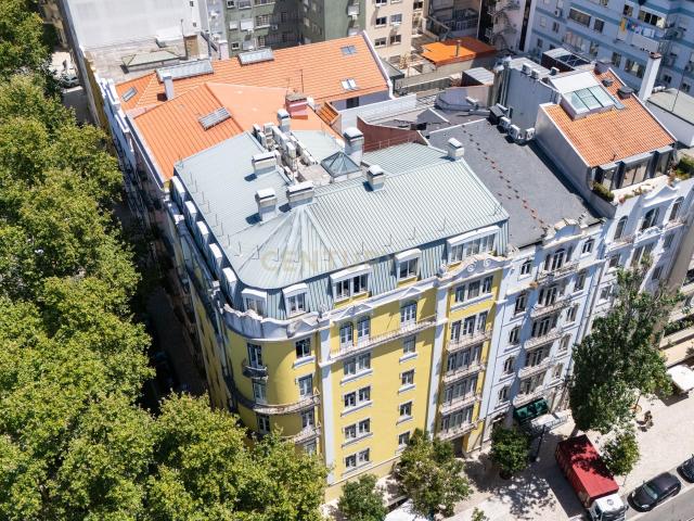 Apartamento T1 Moderno nas Avenidas Novas, Lisboa mobilado, com ar condicionado e garagem