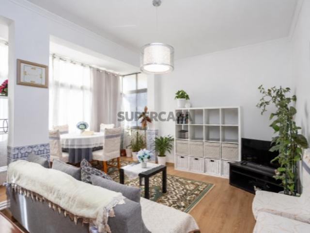 Apartamento T1 na Damaia de Baixo, Águas Livres | Amadora