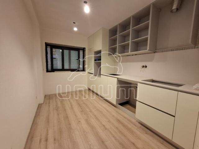 Apartamento T1 na praia da Amorosa
