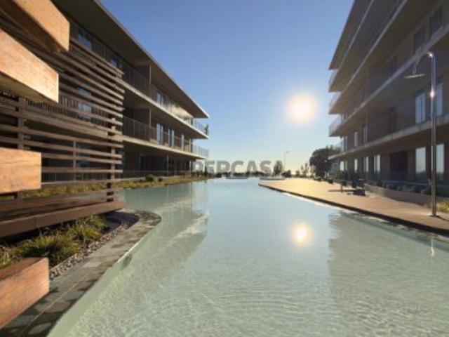 Apartamento T1 na primeira linha da Praia de Quarteira, Algarve