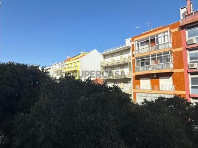 Apartamento T1 na rua Passos Manuel em Lisboa
