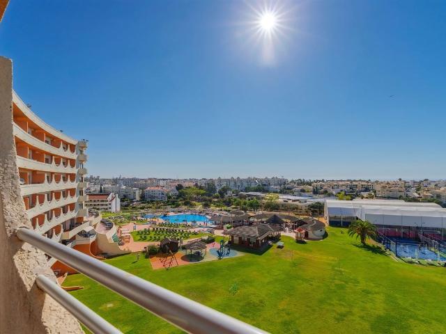 Apartamento T1 no Aparthotel Paraíso de Albufeira – Vista ma. 74m² Albufeira e Olhos de Água
