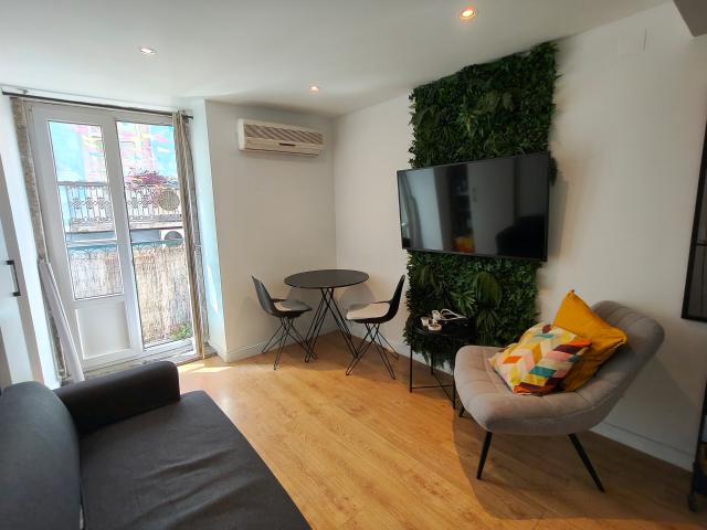 Apartamento T1 no Bairro Alto