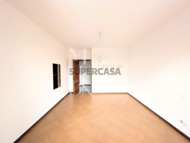 Apartamento T1 no centro de Valença