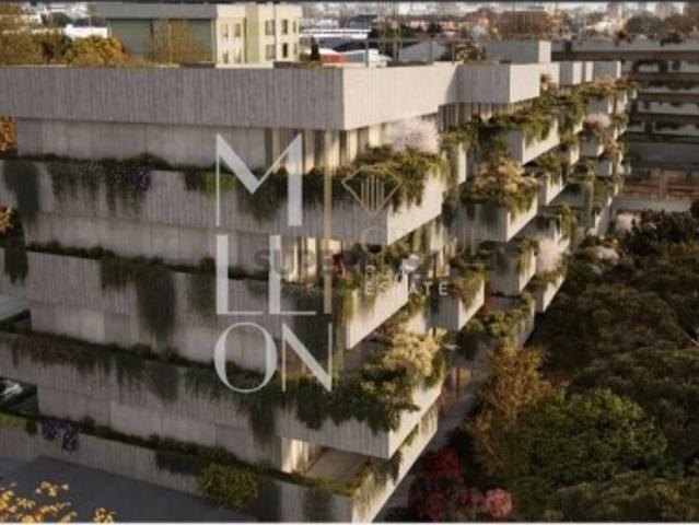 Apartamento T1 no Edifício Oporto Metropolitano junto à Rotunda AEP Matosinhos