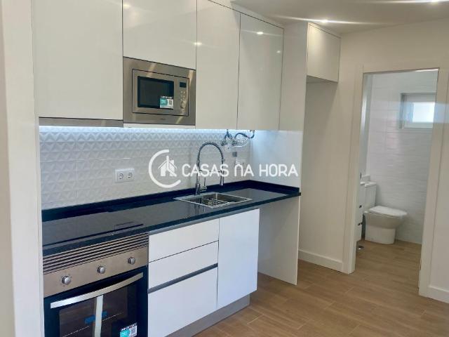 Apartamento T1 no Laranjeiro Remodelado