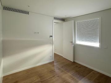 Apartamento T1 novo Camóes