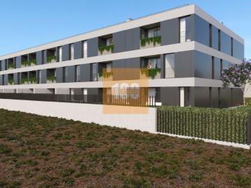 Apartamento T1 Novo com Terraço e Jardim S. Mamede Infesta