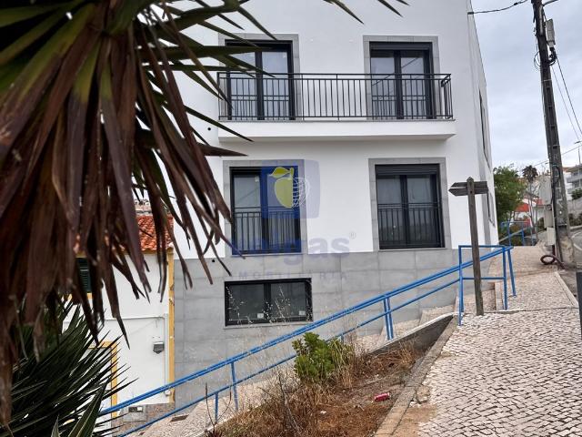 Apartamento T1 Novo com Vista Mar – A 800m da Praia da Nazaré