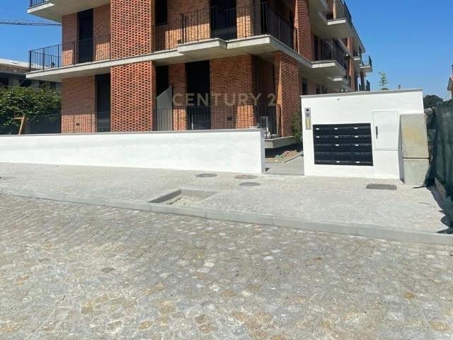 Apartamento T1 novo, em Abraveses, Viseu