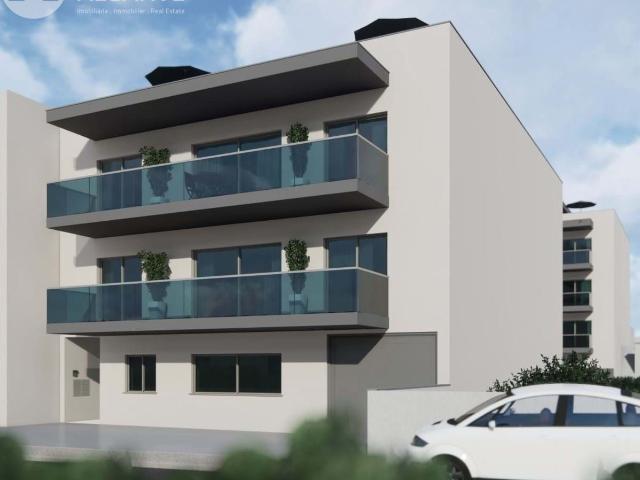 Apartamento T1 novo em fase final de construção no centro de Quarteira