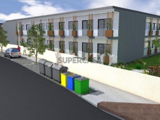 Apartamento T1 Novo, inserido em condomínio fechado com excelente exposição solar