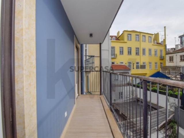 Apartamento T1 novo junto Av. da Liberdade