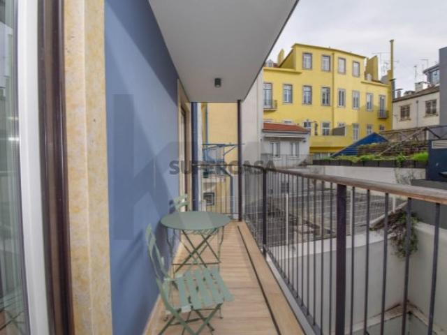 Apartamento T1 novo junto Av. da Liberdade